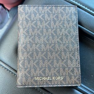 Micheal Kors Passport Wallet